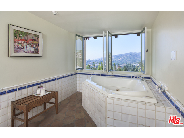 Hollywood Hills Realtor | Top Real Estate Agent Hollywood Hills | Best Real Estate Agent Hollywood Hills 