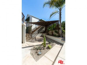 Home For Sale In Silver Lake | Silver Lake House For Sale | Properties For Sale in Silver Lake