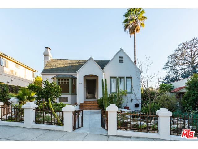 Home For Sale In Silver Lake | House for sale In Silver Lake | Silver Lake Real Estate