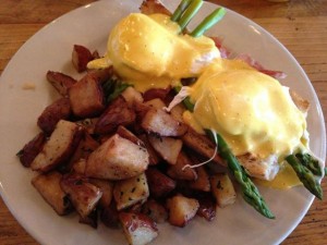 Bon Vivant Market and Cafe | Bar in Atwater Village | food in Atwater Village 