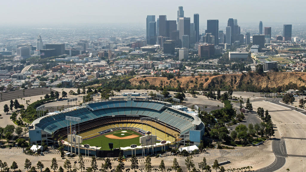 Dodger Stadium | Concert Dodger Stadium | Oak View Group