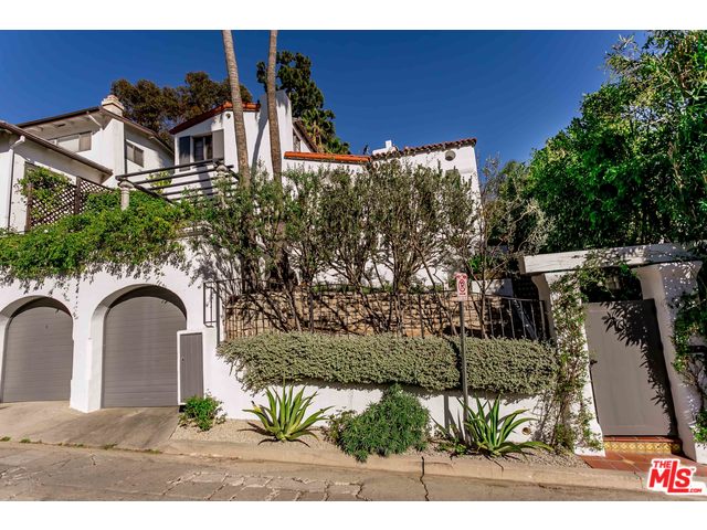 Best Realtor in Hollywood Hills | Hollywood Hills Home For Sale | Hollywood Hills House For Sale