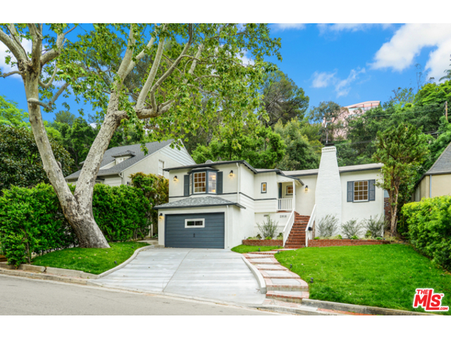 Hollywood Hills Home For Sale: 2916 N Beachwood Dr | Houses for Sale Hollywood Hills | Houses for Sale in Hollywood Hills
