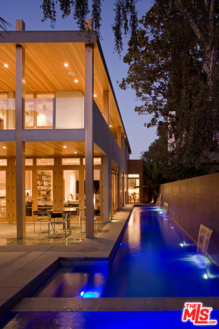 A modernist masterpiece by Sarlan Builders | Santa Monica Real Estate For Sale | Santa Monica Realtor Glenn Shelhamer