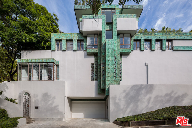 Frank Lloyd Wright Samuel Navarro House For Sale | The Shelhamer Real Estate Group | Los Feliz Real Estate
