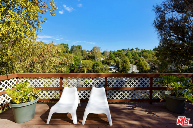 Post and Beam in the Hollywood Hills | Hollywood Hills homes for sale | Top Hollywood Hills Realtor Glenn Shelhamer