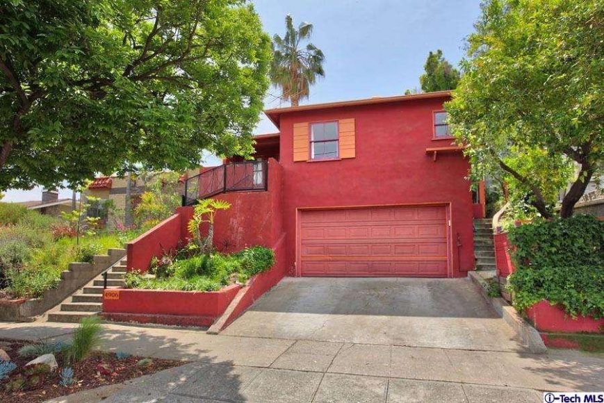 Hilltop Highland Park House For Sale with Panoramic Views