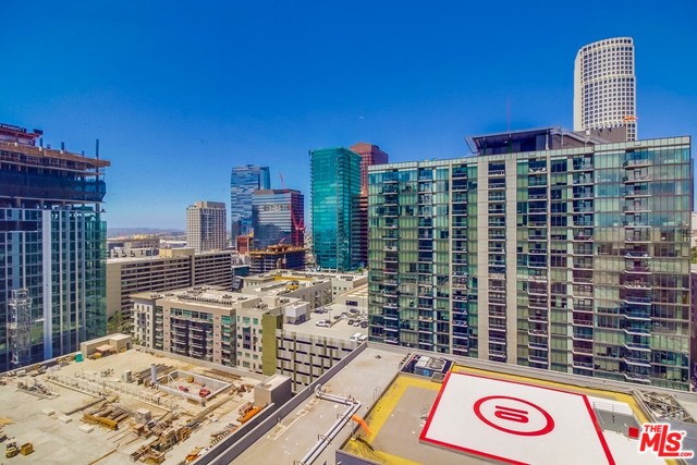 Stunning South Park Loft with Breathtaking DTLA Views For Sale | Downtown Los Angeles Realtor | DTLA Real Estate Agent Glenn Shelhamer