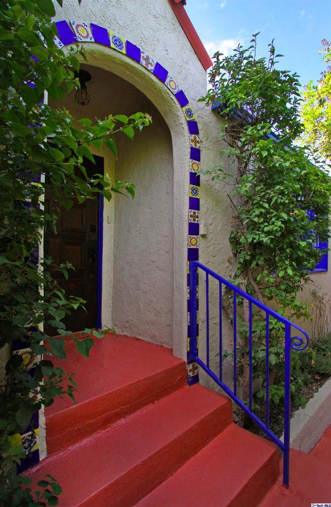 Nice Spanish with Views in Silver Lake Hills For Sale | Silver Lake House For Sale | Silver Lake Real Estate Agent