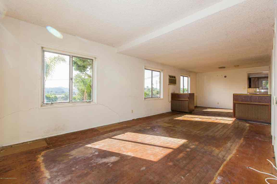 Highland Park Fixer House For Sale-417 LEWIS ST, Highland Park Homes For Sale in Los Angeles, Find a Highland Park Real Estate Agent Glenn Shelhamer