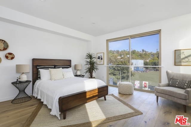 Trendy Eastside Homes For Sale-1405 N BATES AVE, Find a Los Feliz Real Estate Agent Glenn Shelhamer, Los Feliz Houses For Sale, Los Feliz Homes For Sale