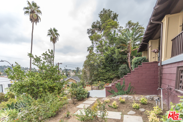 Craftsman Homes For Sale Los Angeles-3452 LARISSA DR, Craftsman Houses Work With Glenn Shelhamer Realtor Los Angeles, Craftsman Real Estate Shelhamer Group