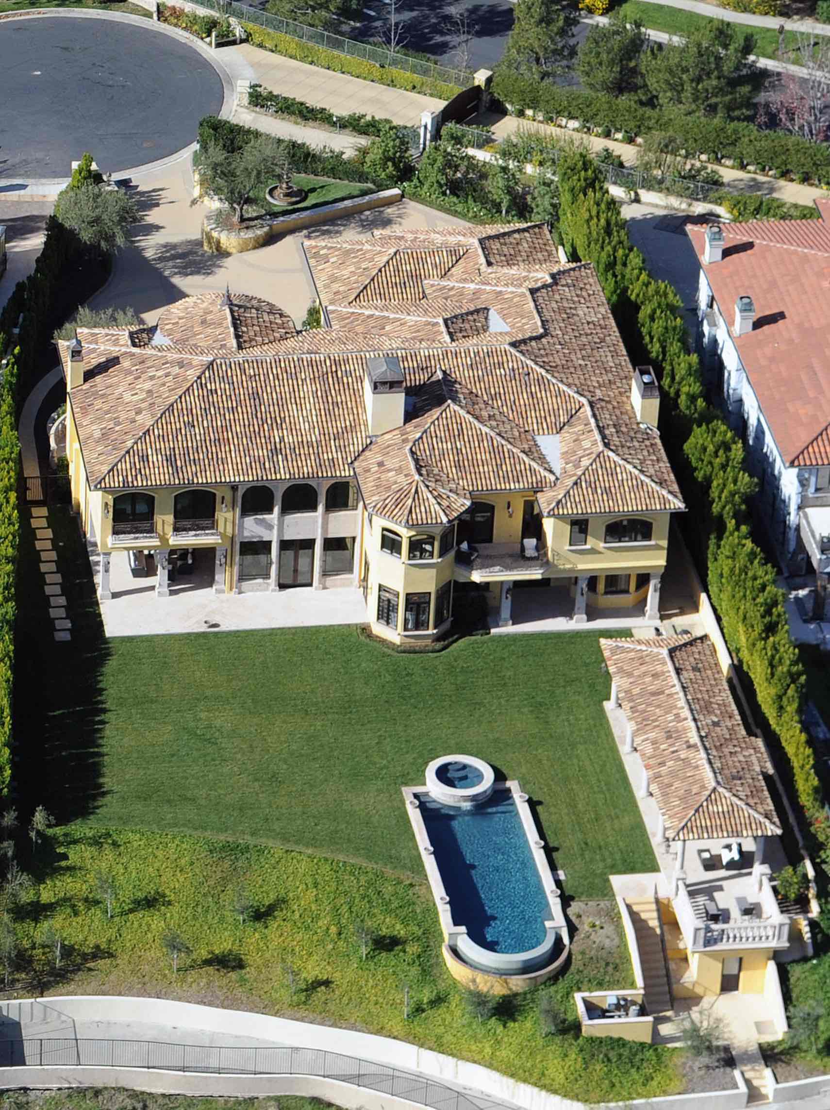 Top most luxurious celebrity homes in Los Angeles, Glenn Shelhamer Listing Agent Los Angeles, Los Angeles Homes For Sale, LA Houses For Sale