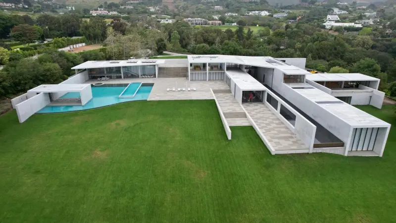 Beyonce Malibu Home