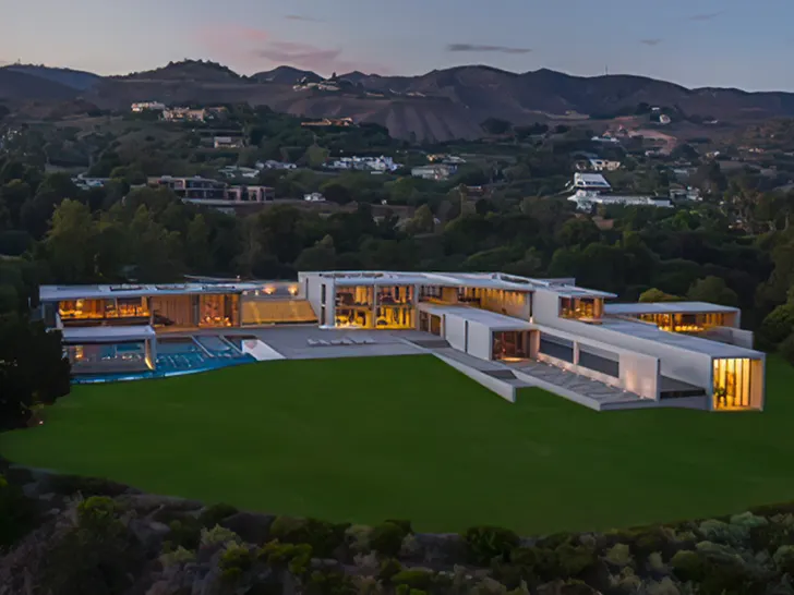 Jay-Z and Beyonce's Stunning Malibu Home