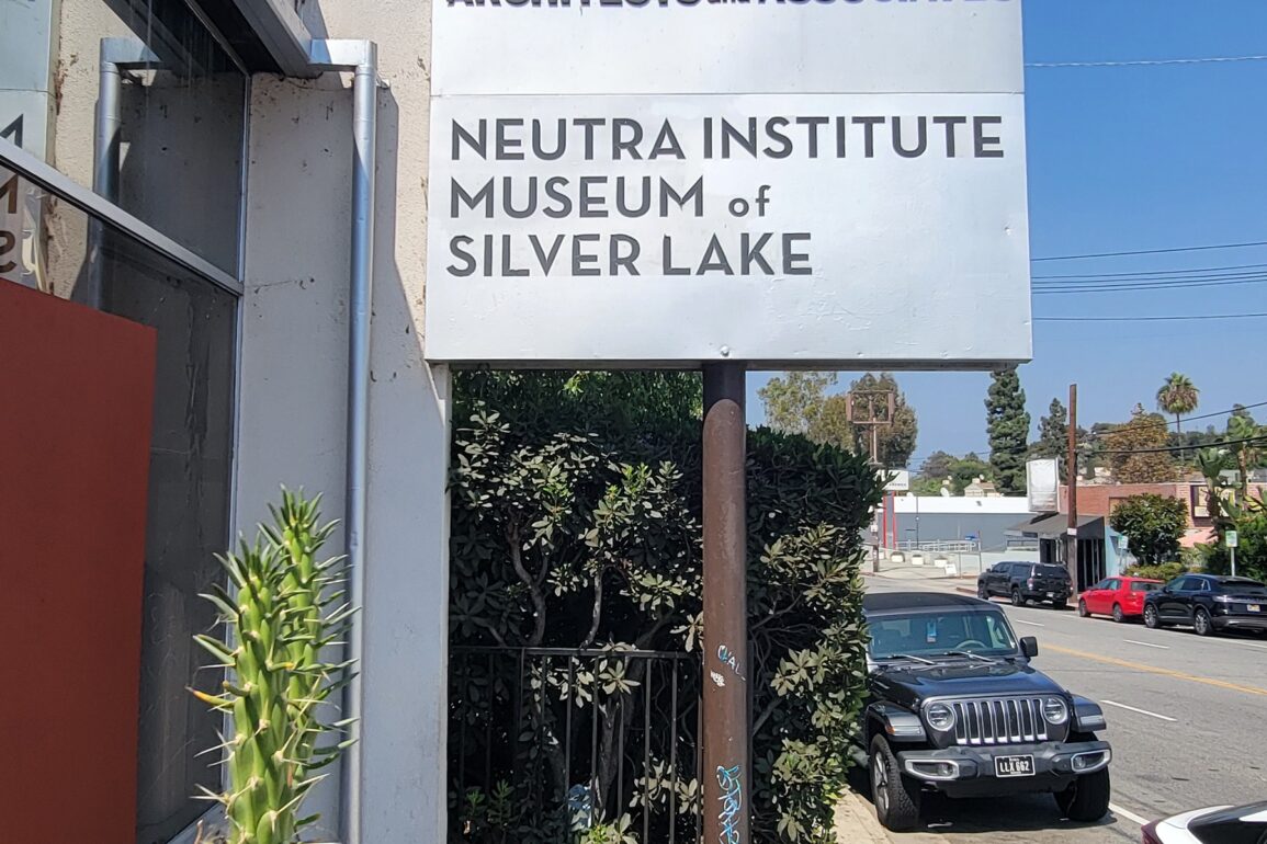 Richard Neutra Silverlake Real Estate